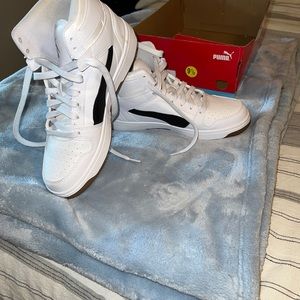 ***PUMA REBOUND ONLY WORN TWICE